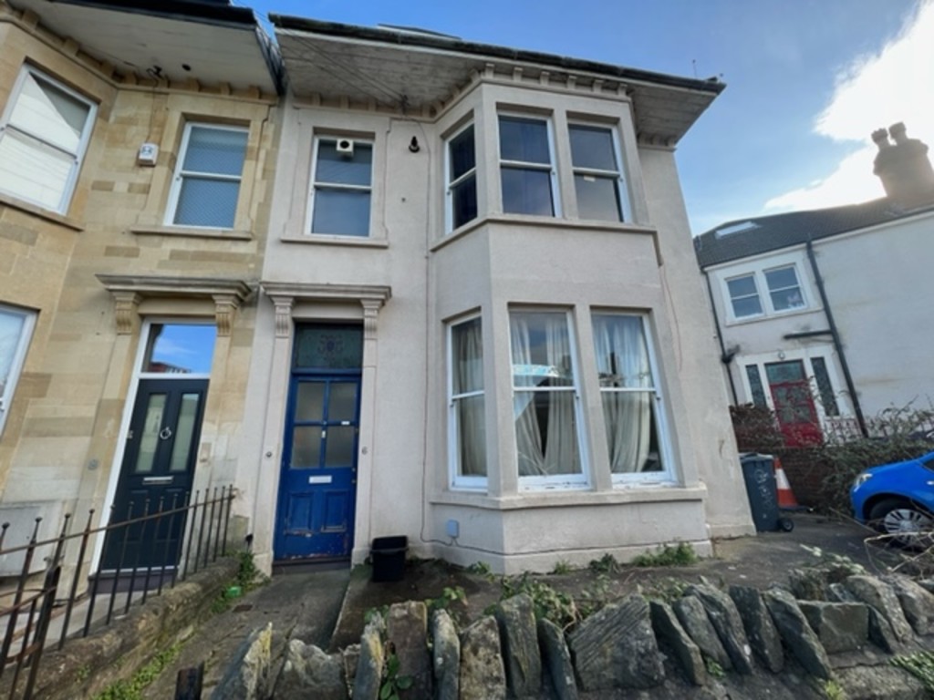 Property in Balmoral Road, Bristol, BS7 9AZ