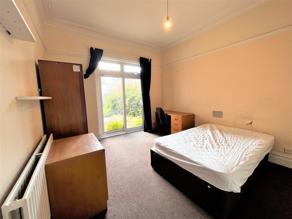 Property in Balmoral Road, Bristol, BS7 9AZ