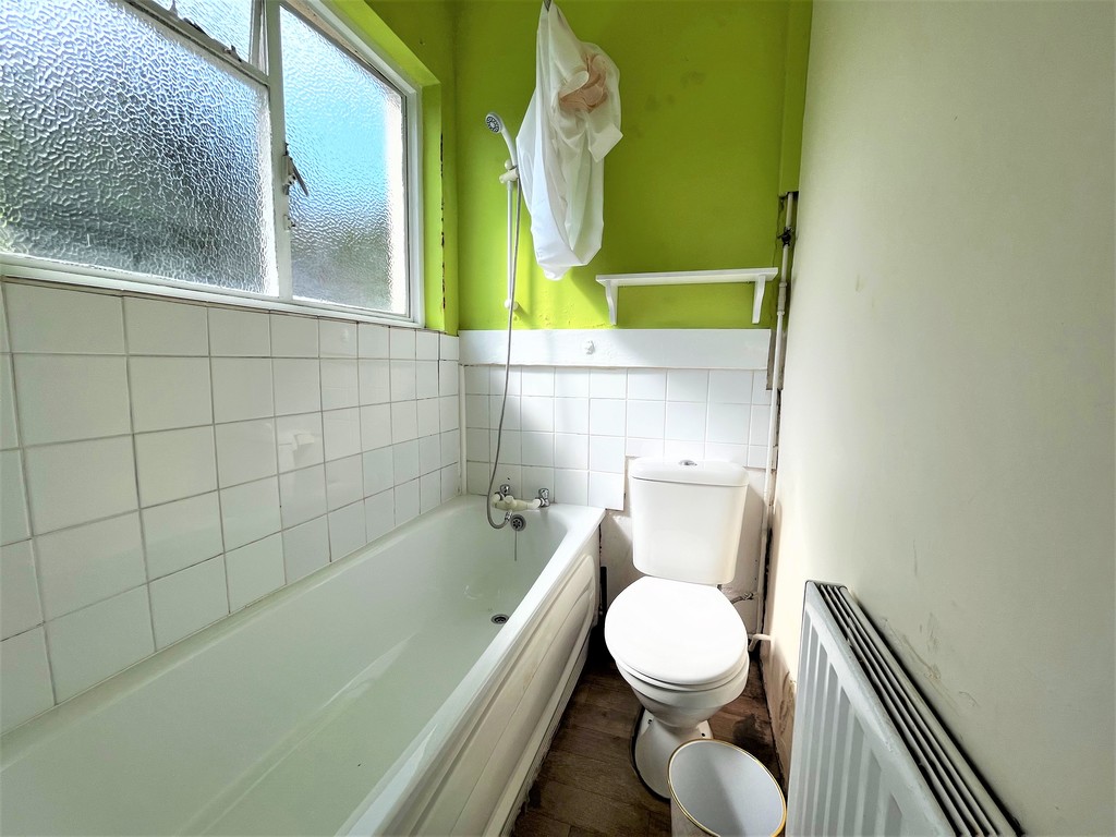 Property in Balmoral Road, Bristol, BS7 9AZ