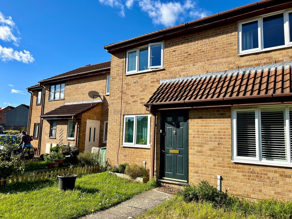 Watch Elm Close, Bristol, BS32