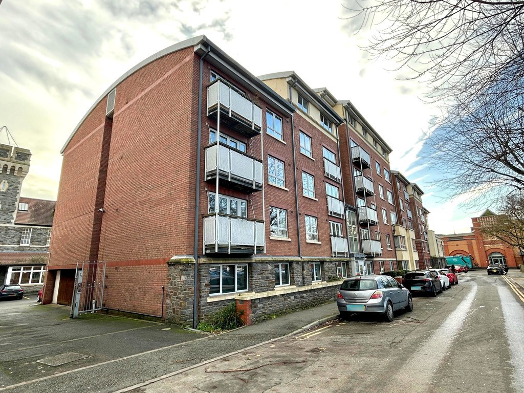 St Peters Court, Bedminster, BS3