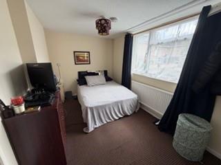 Laker Square, Andover, SP10