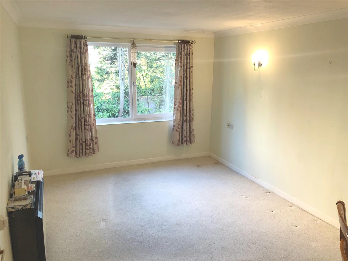 Property in Cassio Road, Watford