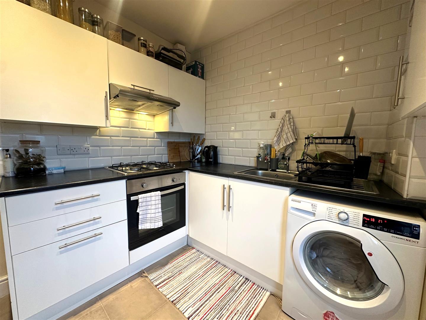 Kensington Avenue, Watford