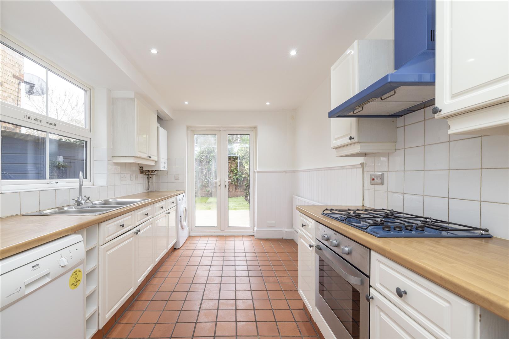 Bruce Grove, Watford