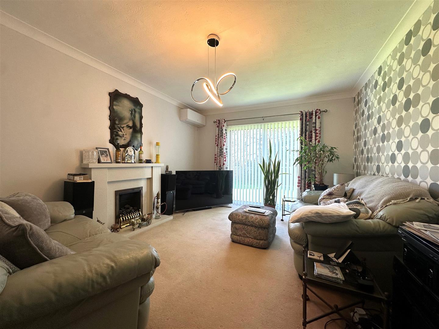 Pentland Road, Bushey