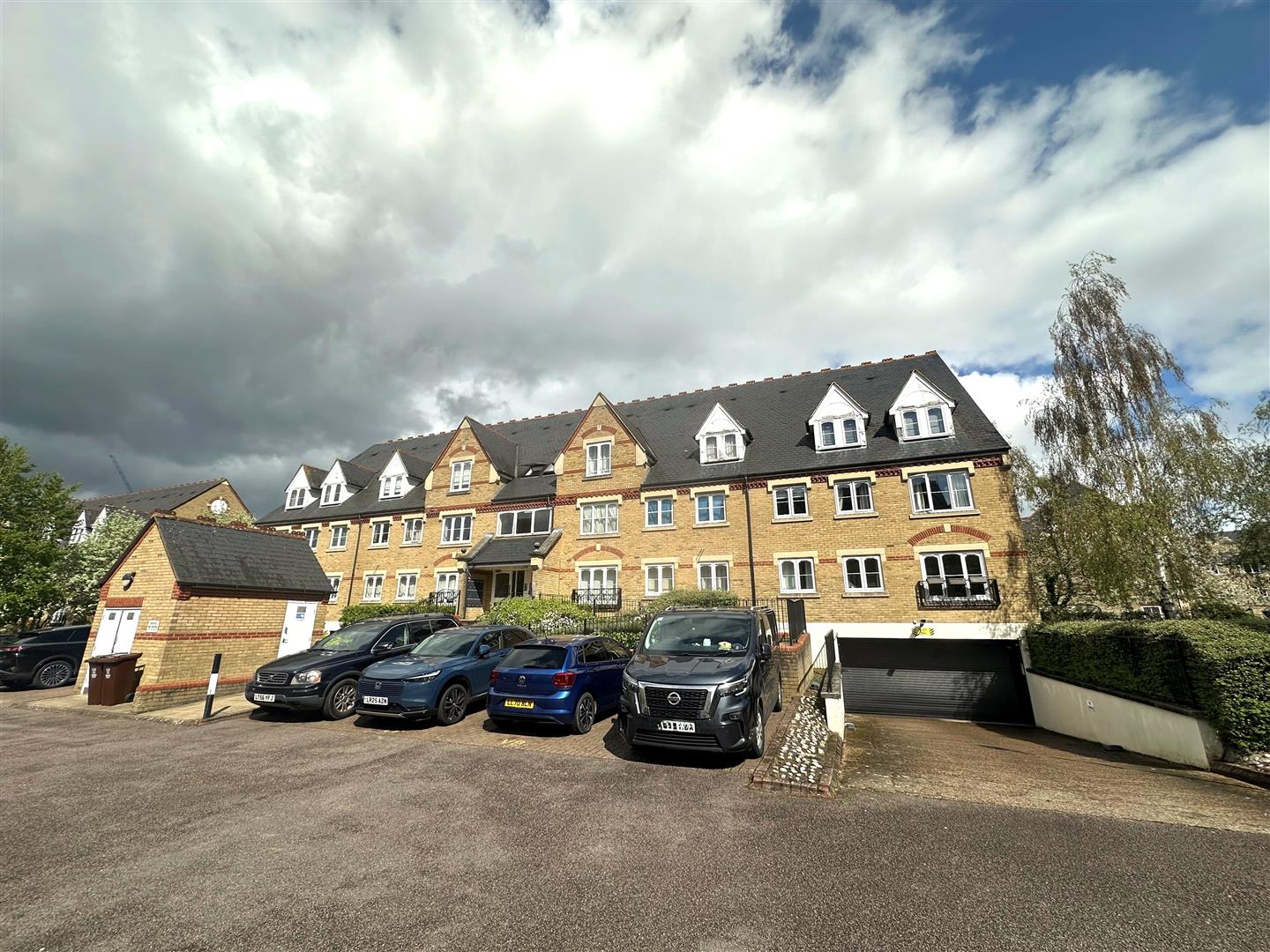 Exeter Close, Watford