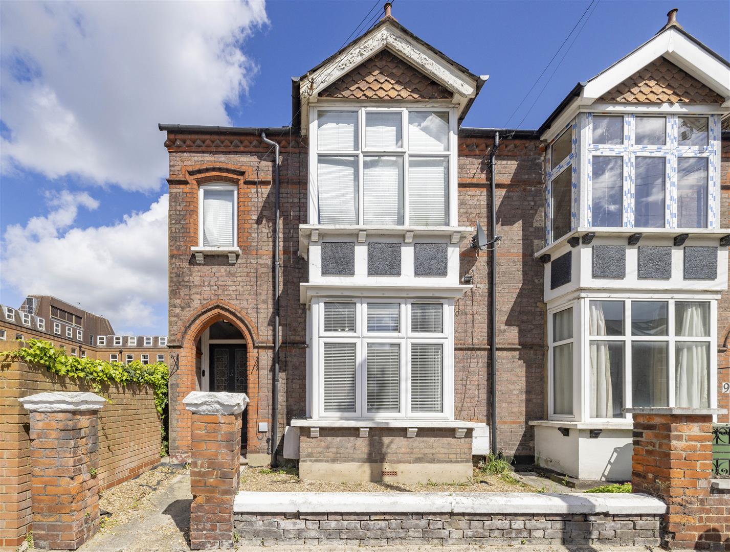 Canterbury Road, Watford