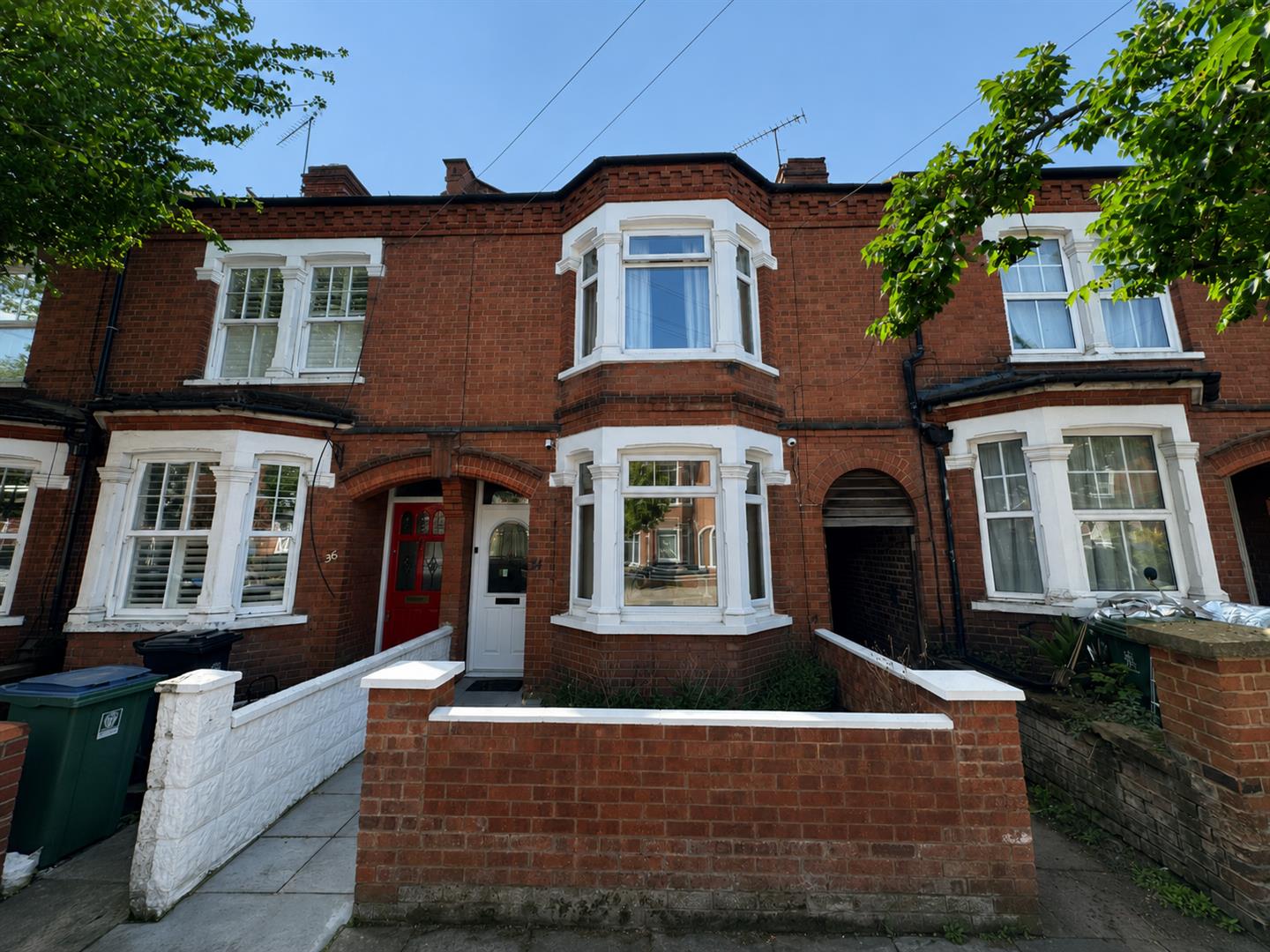 Bruce Grove, Watford