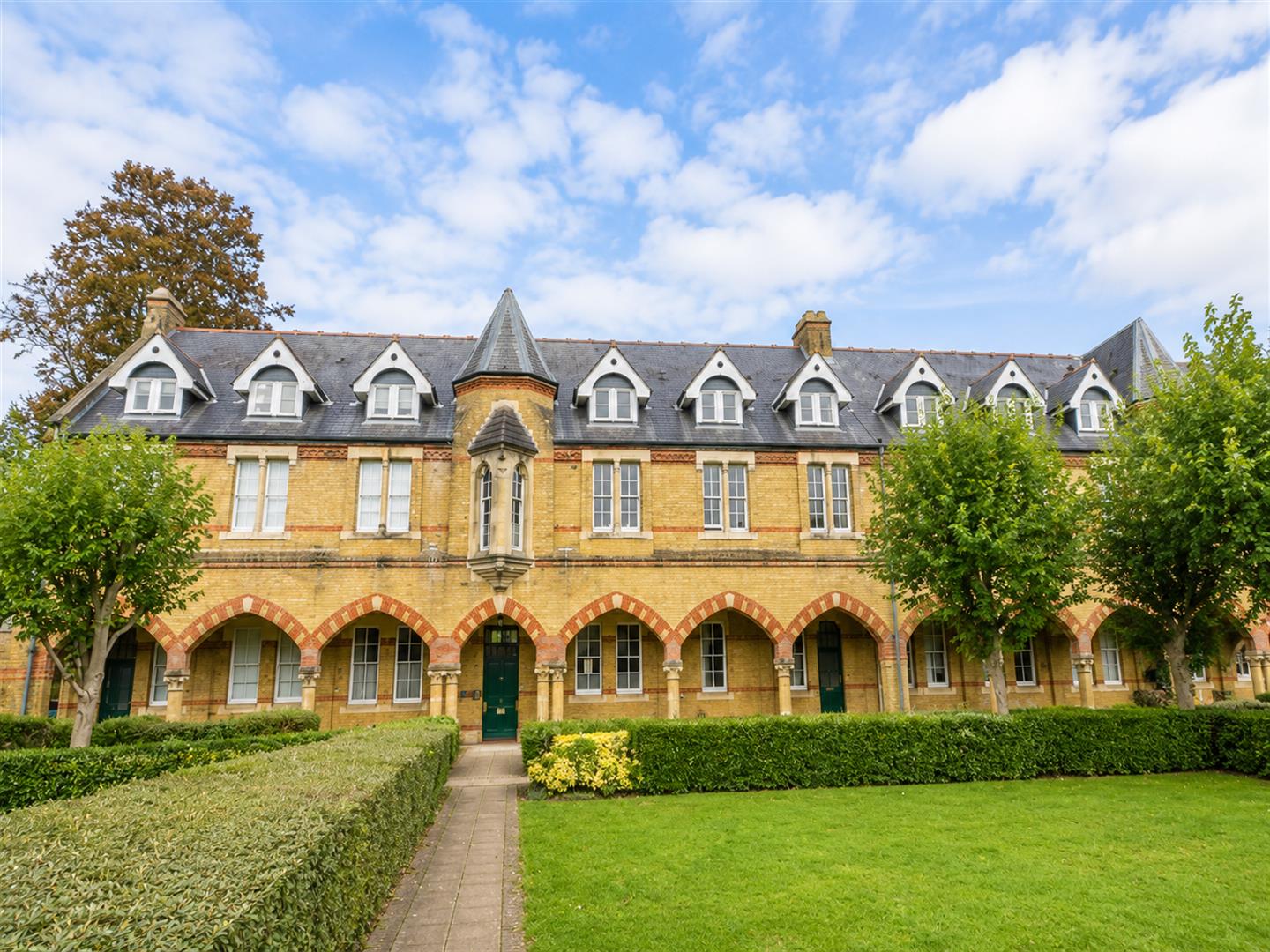 Keele Close, Watford
