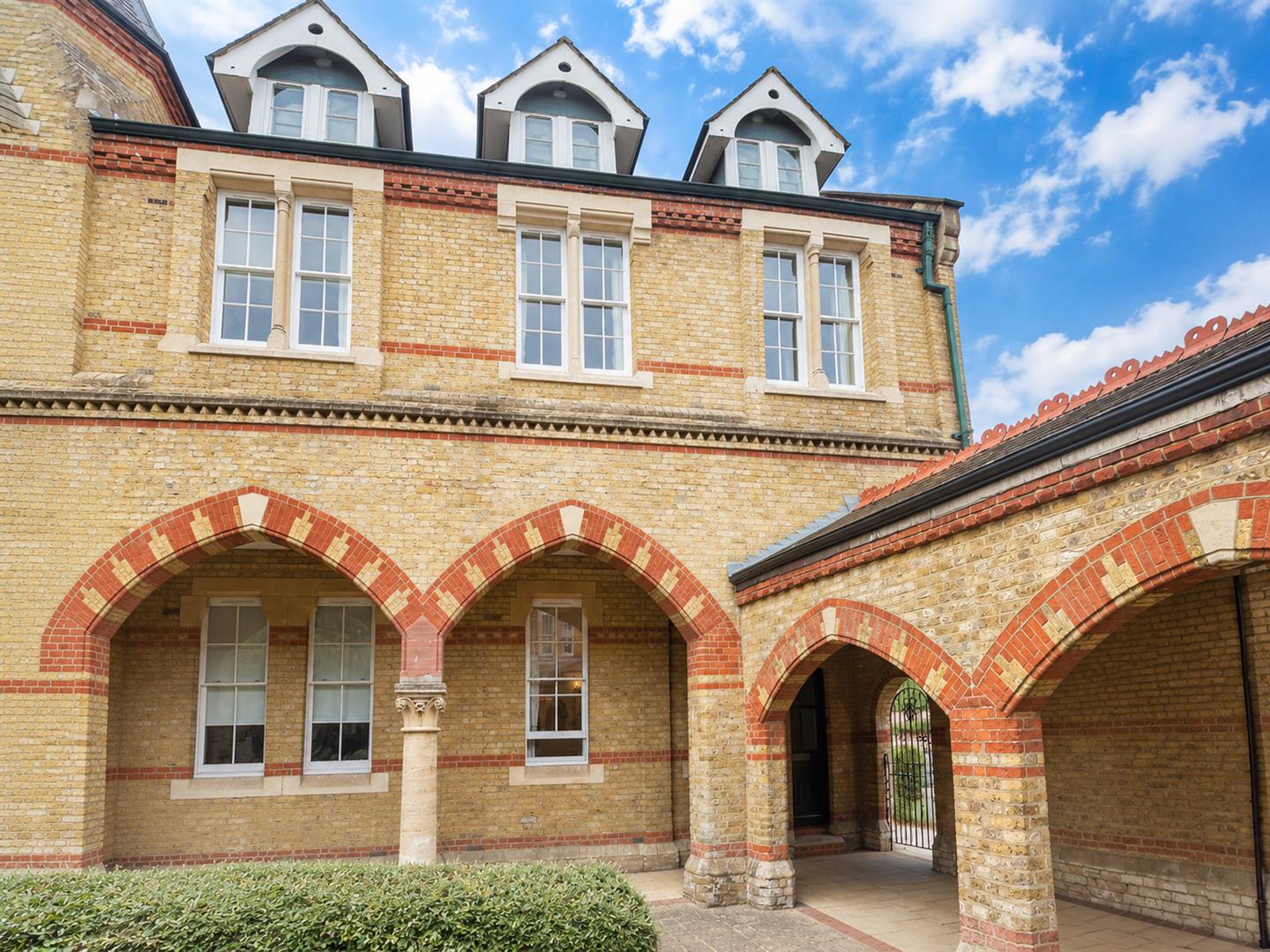 Keele Close, Watford