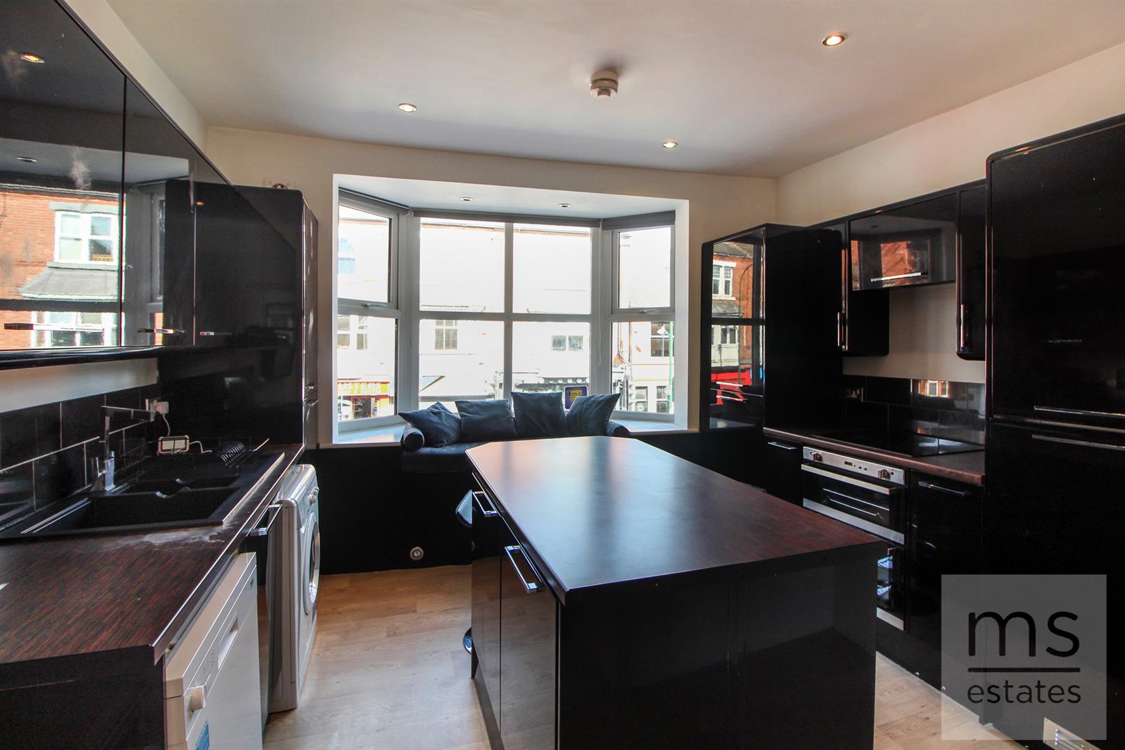 Lenton Boulevard, Lenton, Nottingham, NG7 2FQ