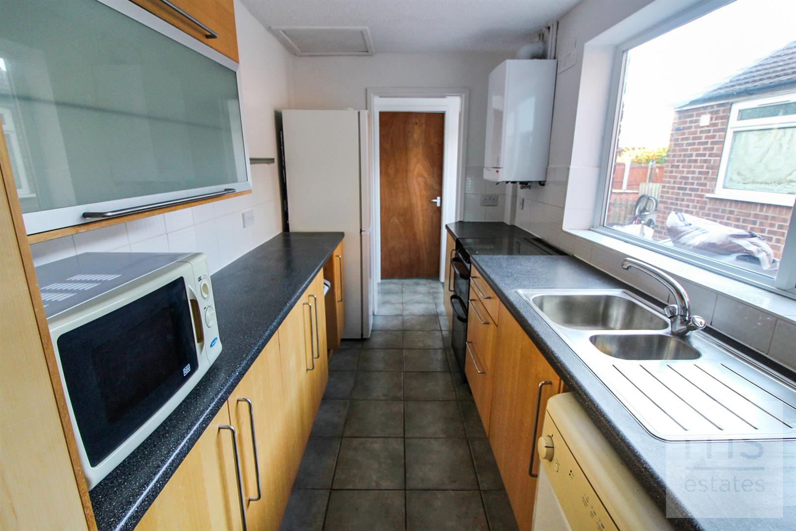 Warwick Street, Dunkirk, Nottingham, NG7 2PJ
