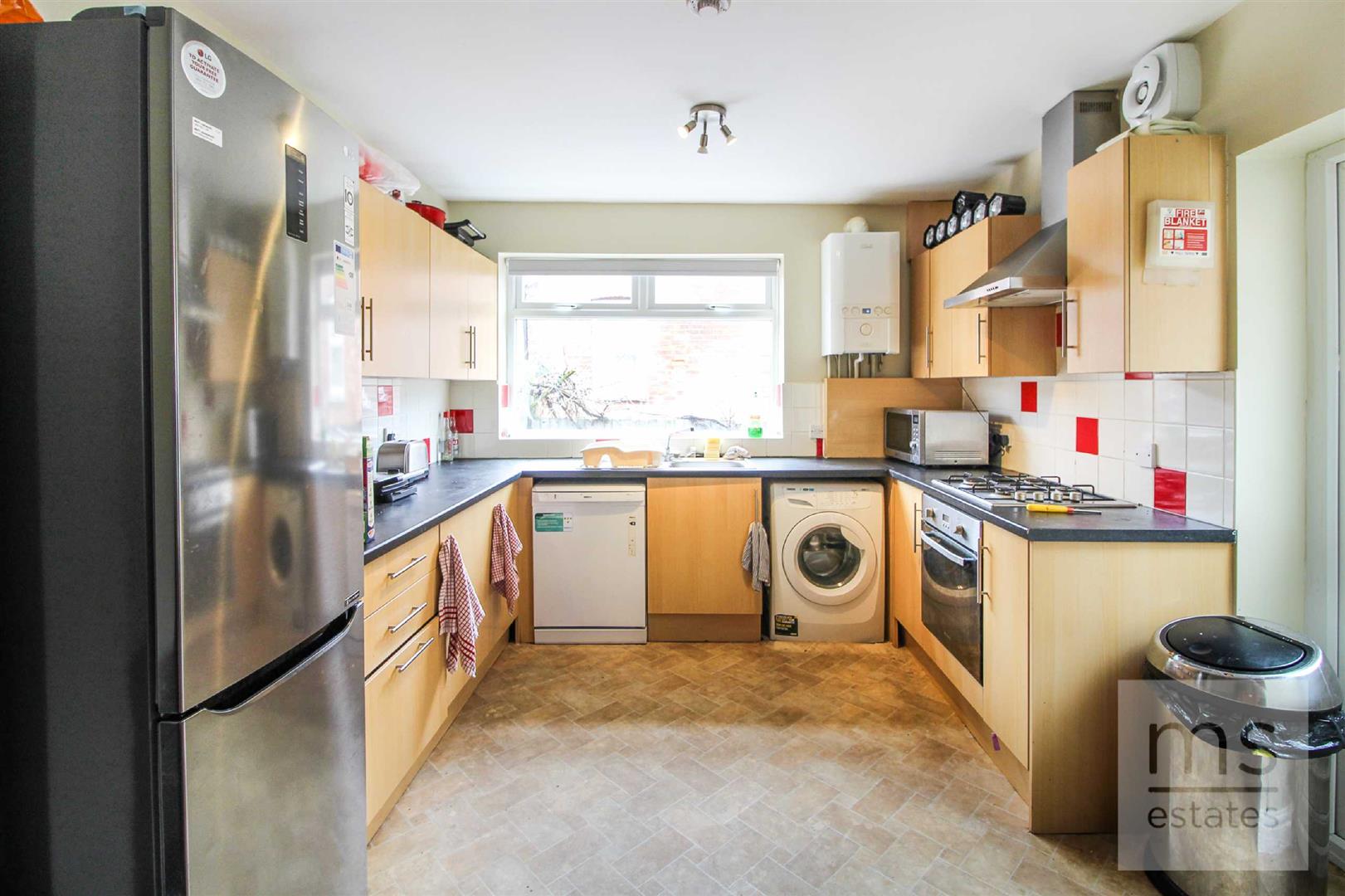 Kimbolton Avenue, Lenton, Nottingham, NG7 1PS