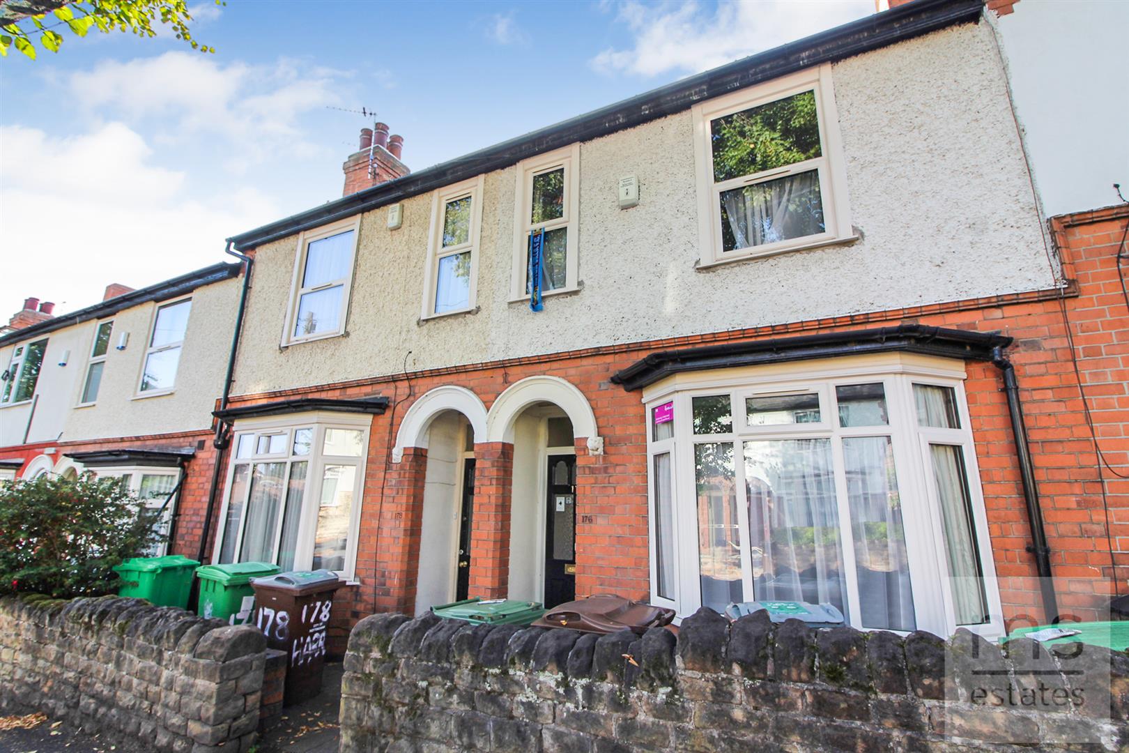 Property in Harrington Drive, Lenton, Nottingham, Nottinghamshire, NG7 1JH