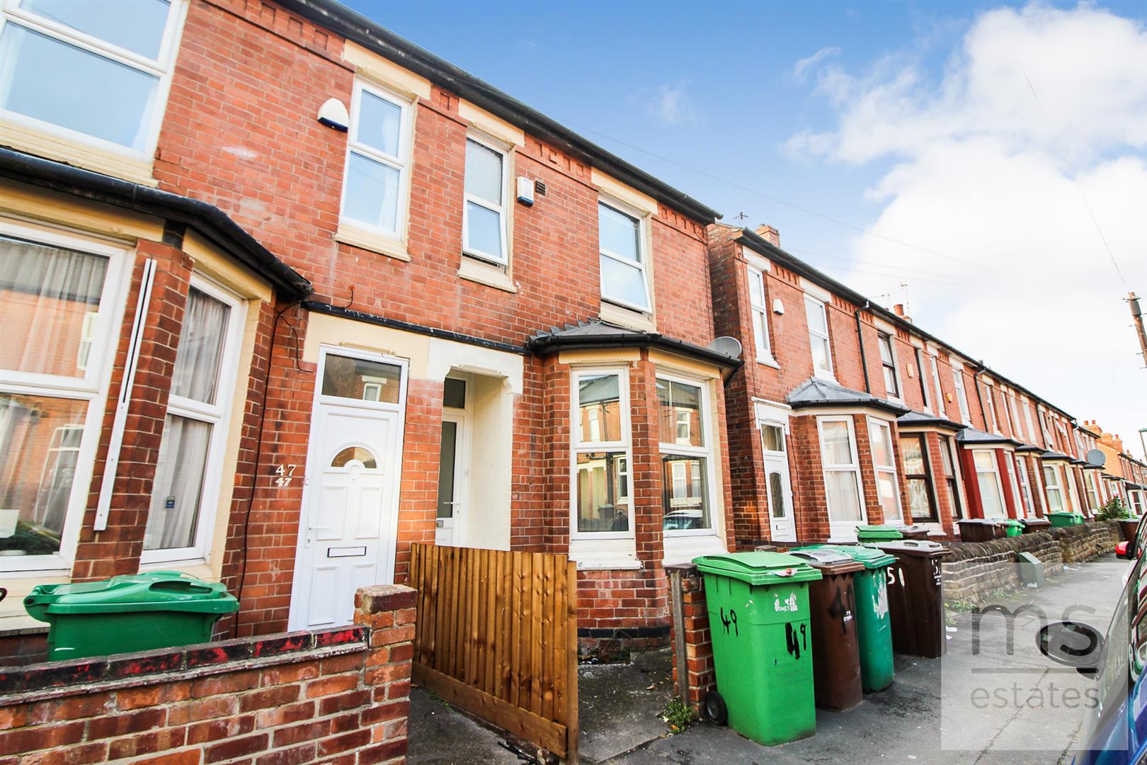 Property in Rothesay Avenue, Lenton, Nottingham, NG7 1PU