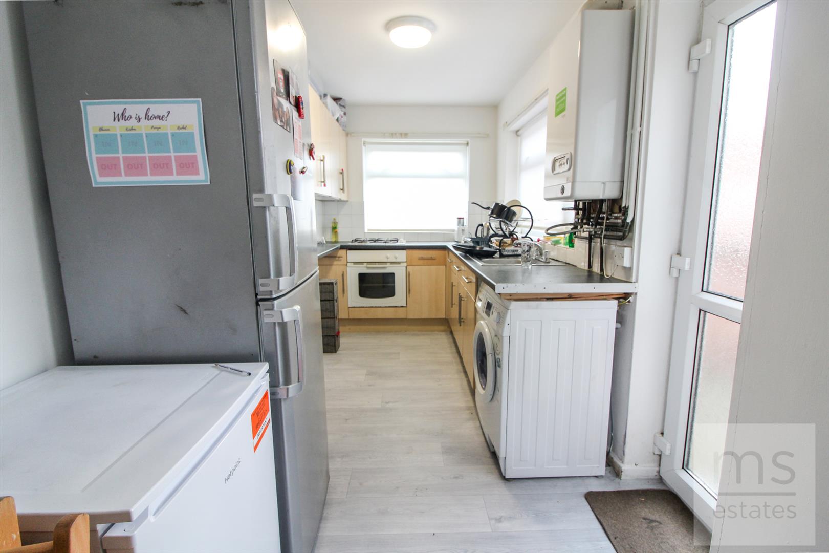 Property in Midland Avenue, Lenton, Nottingham, NG7 2FD