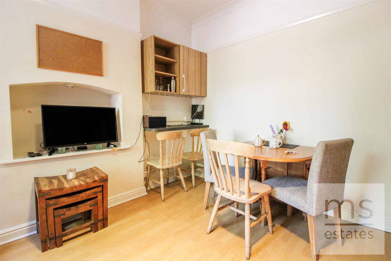 Trinity Avenue, Nottingham, NG7 2EU