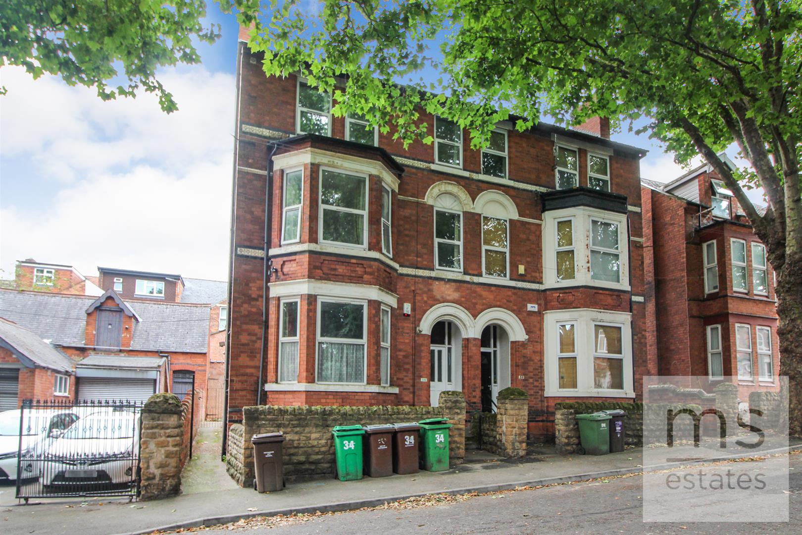 Albert Grove, Nottingham, NG7 1PA