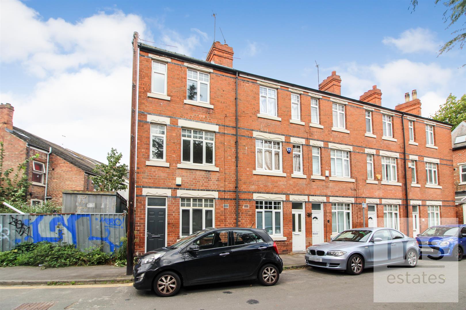 Broadholme Street, Nottingham, NG7 1HQ
