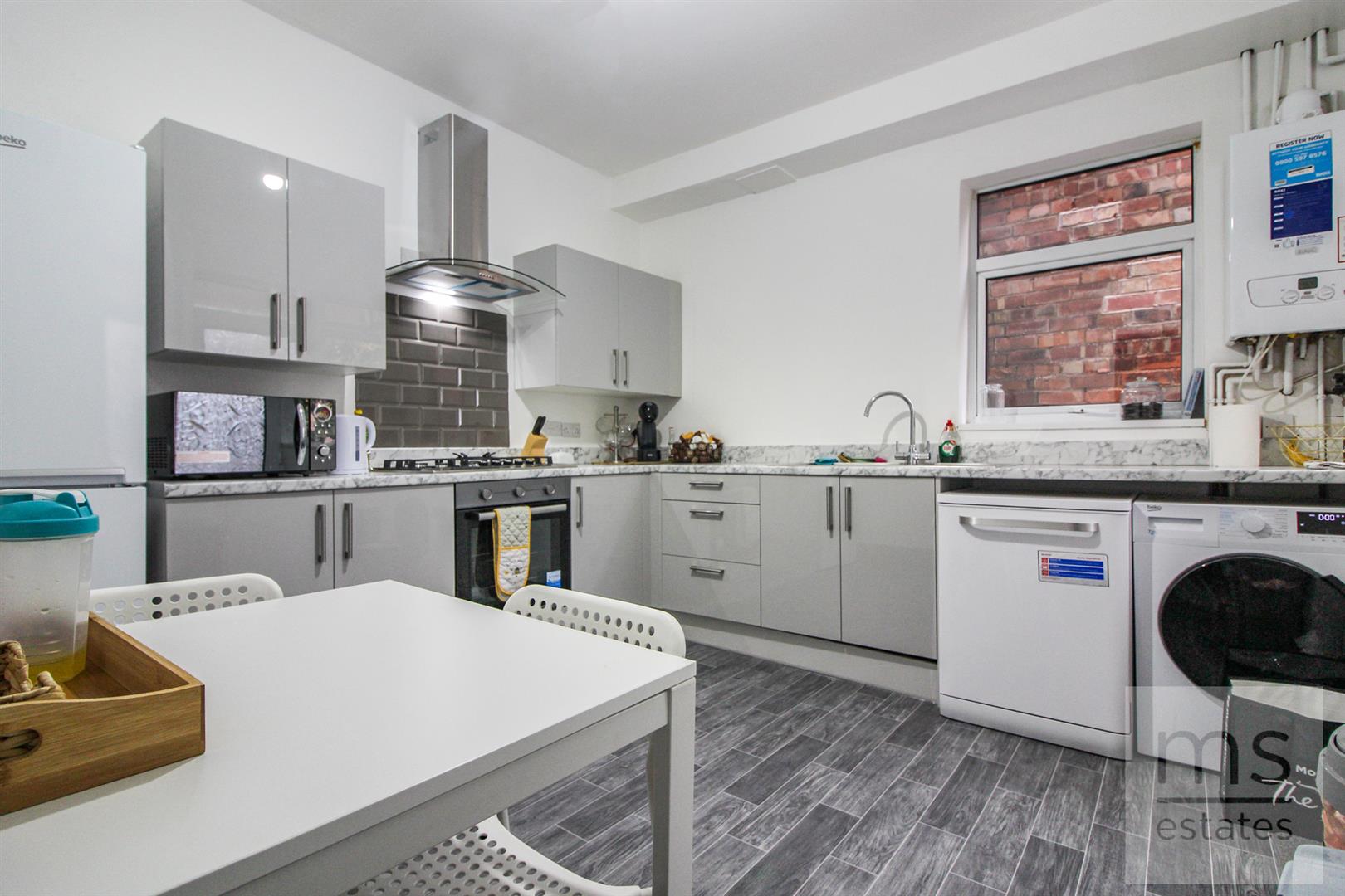 Bute Avenue, Nottingham, NG7 1QB