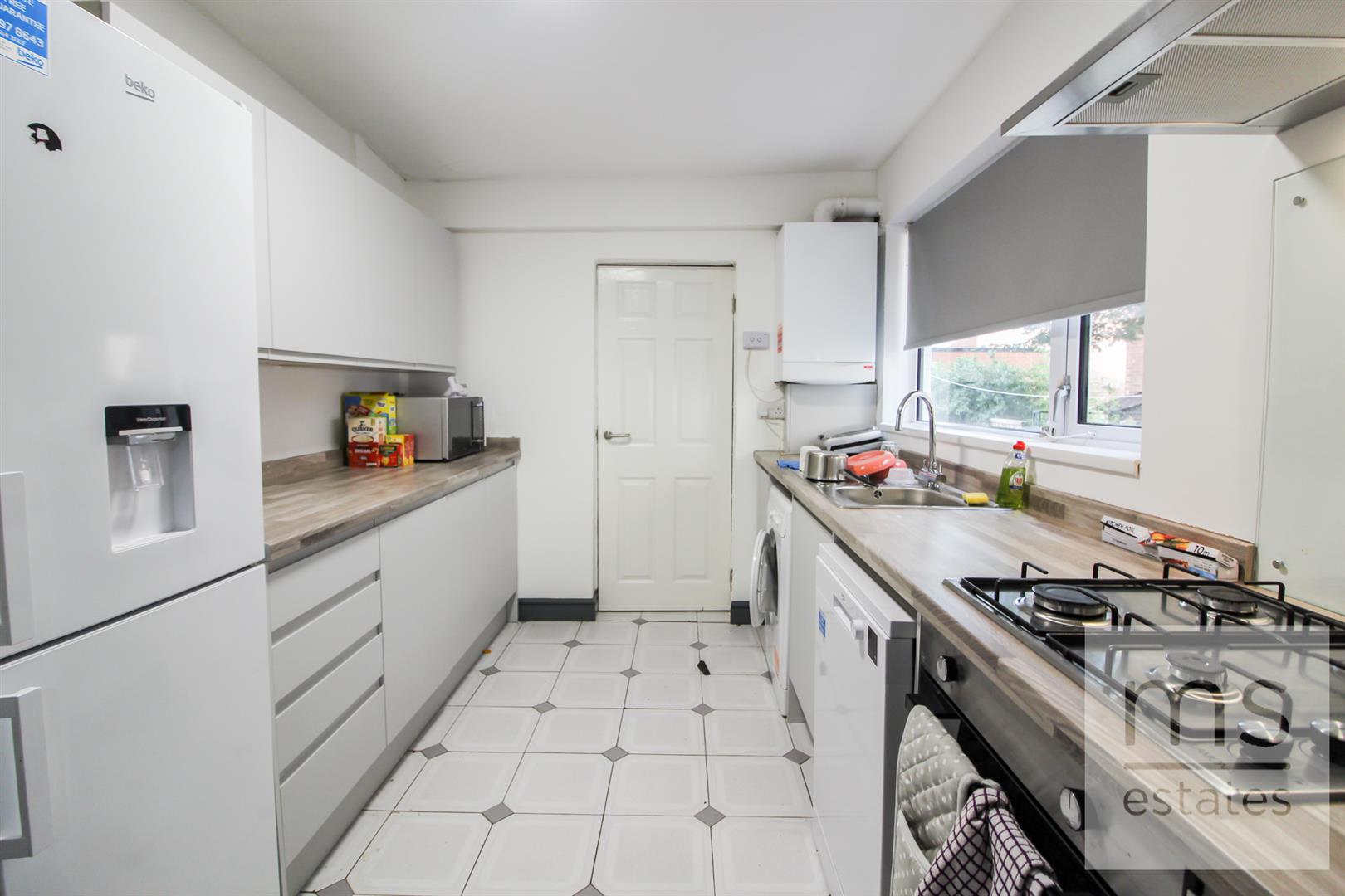 Bute Avenue, Nottingham, NG7 1QB