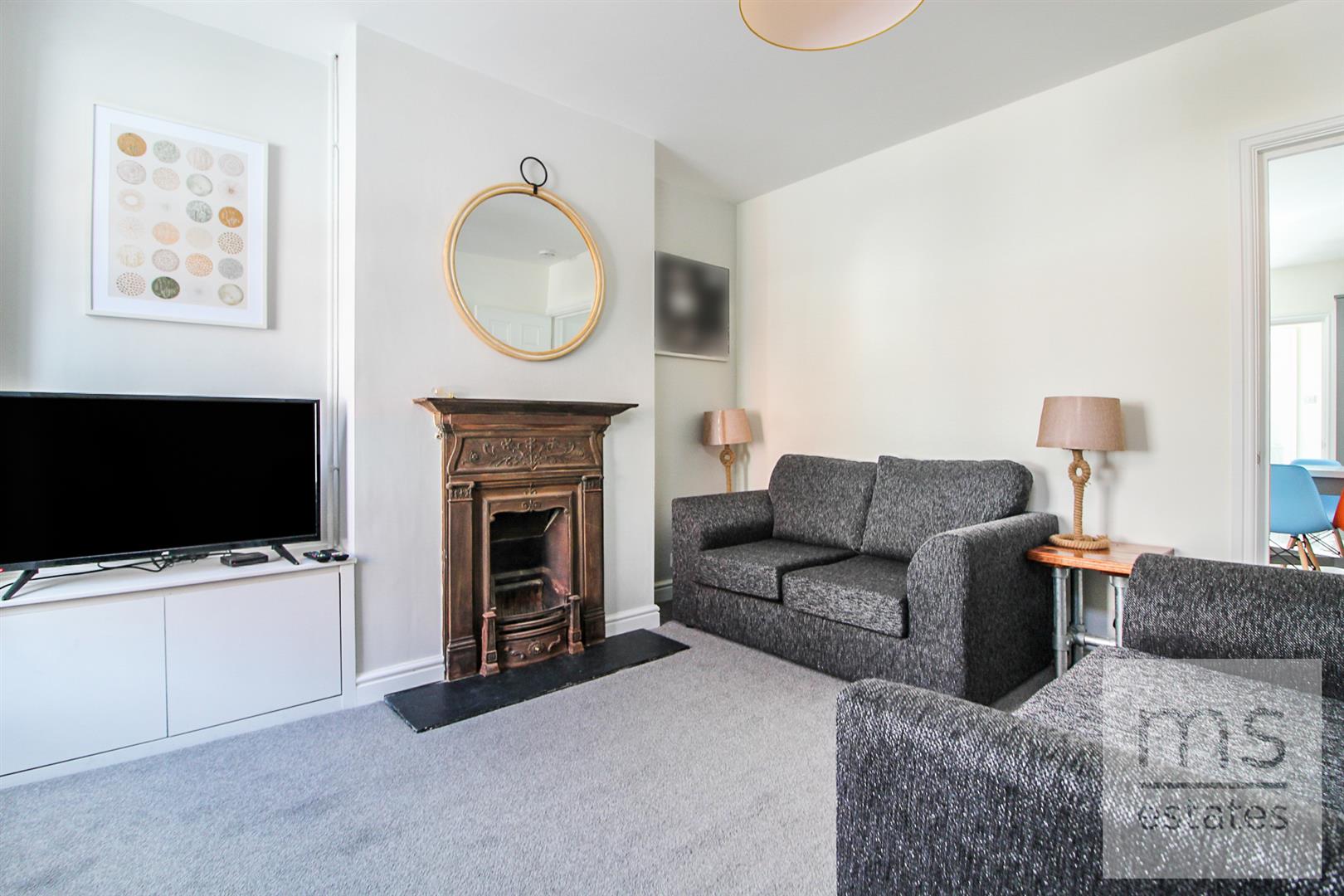 Cecil Street, Nottingham, NG7 1GZ