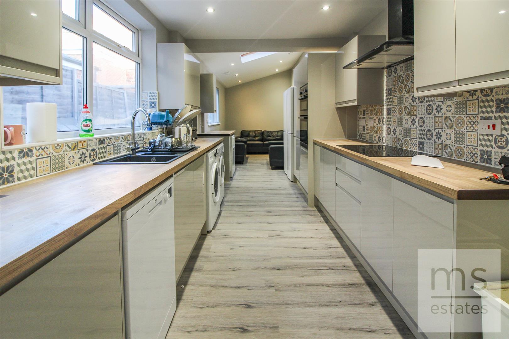 Cottesmore Road, Nottingham, NG7 1QE