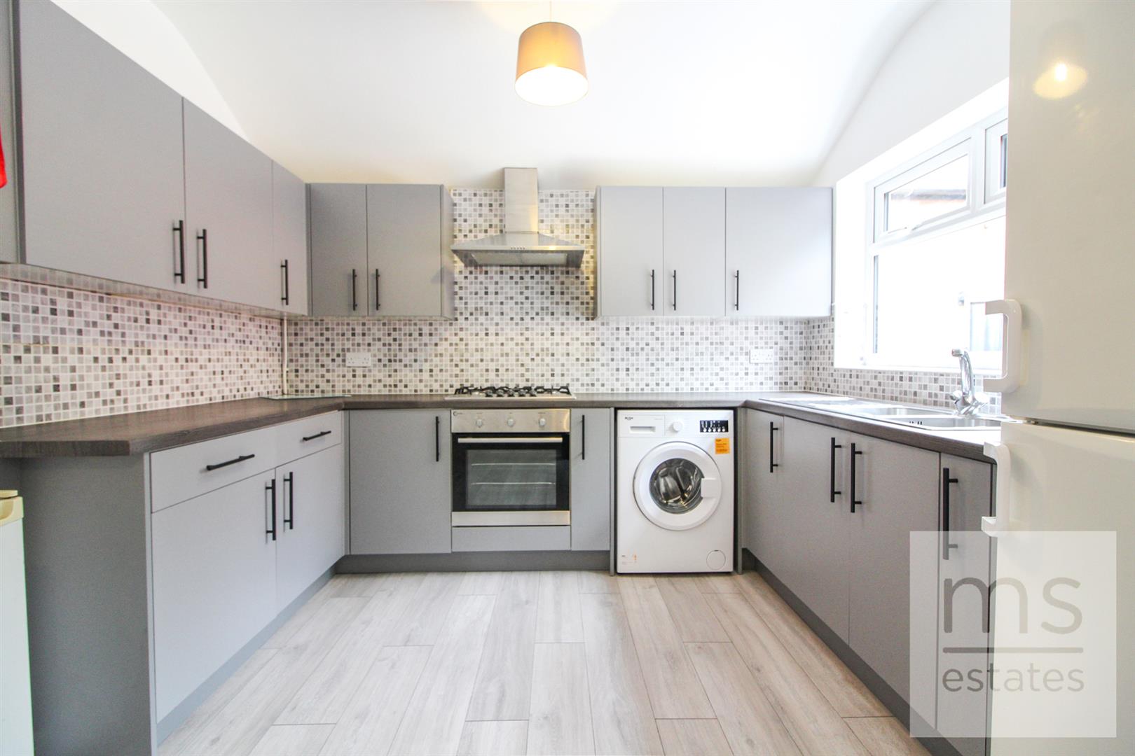 Derby Road, Nottingham, NG7 1PZ