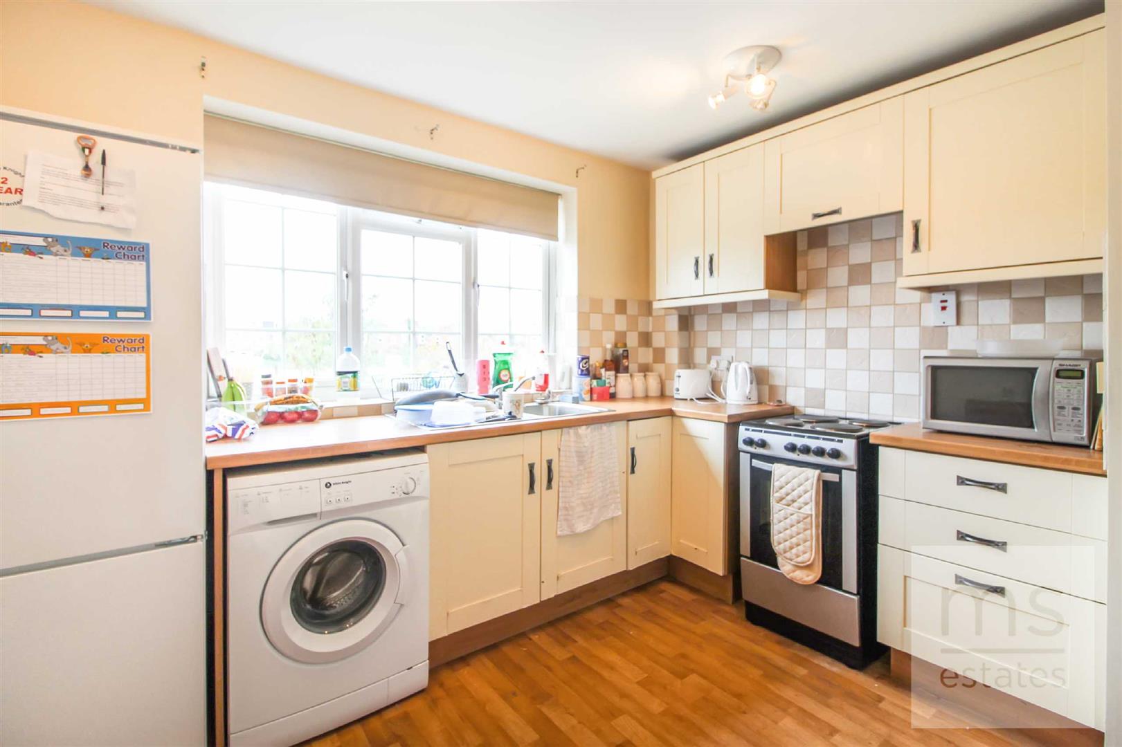 Derby Road, Nottingham, NG7 2DX