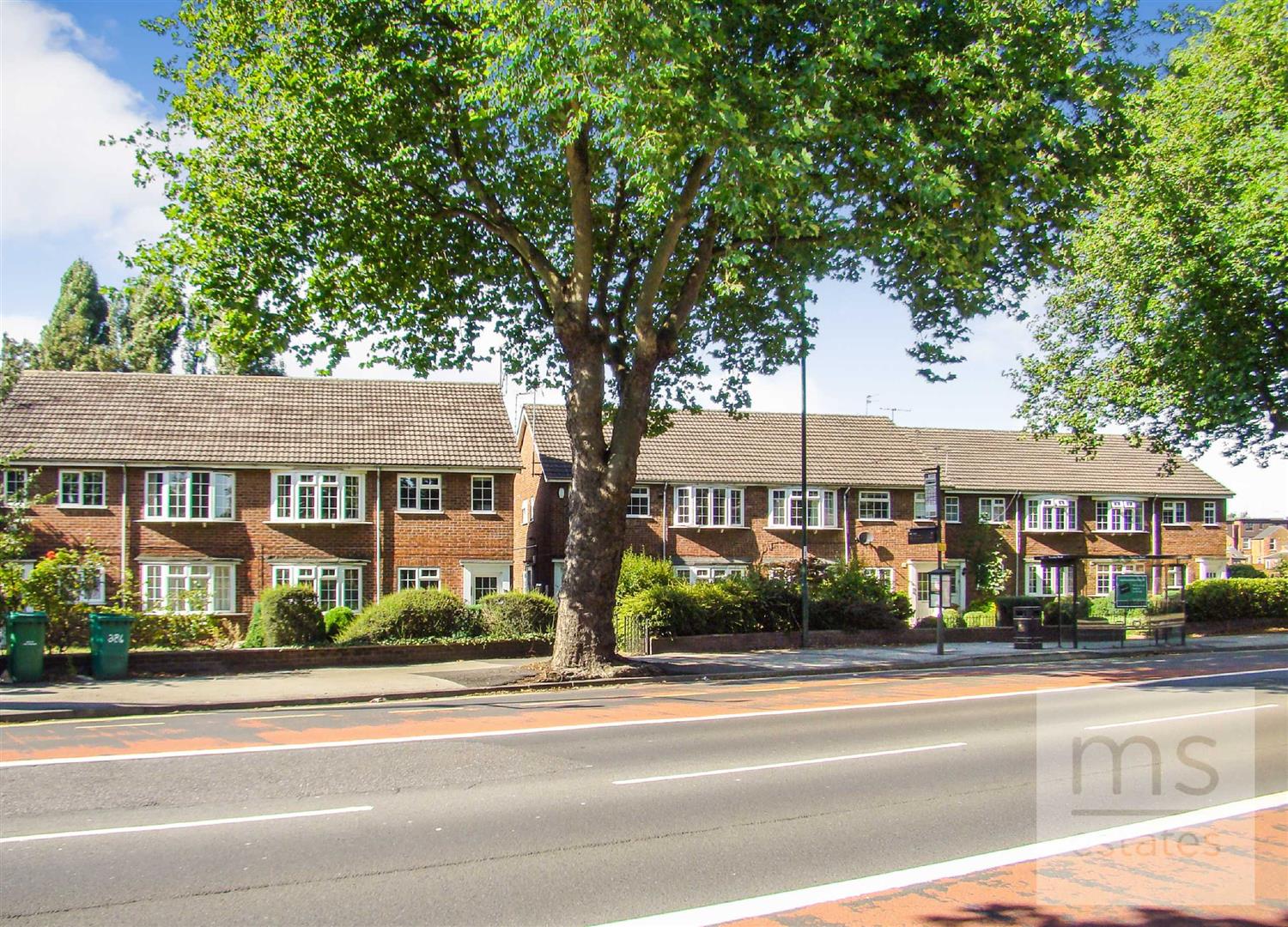 Derby Road, Nottingham, NG7 2DX