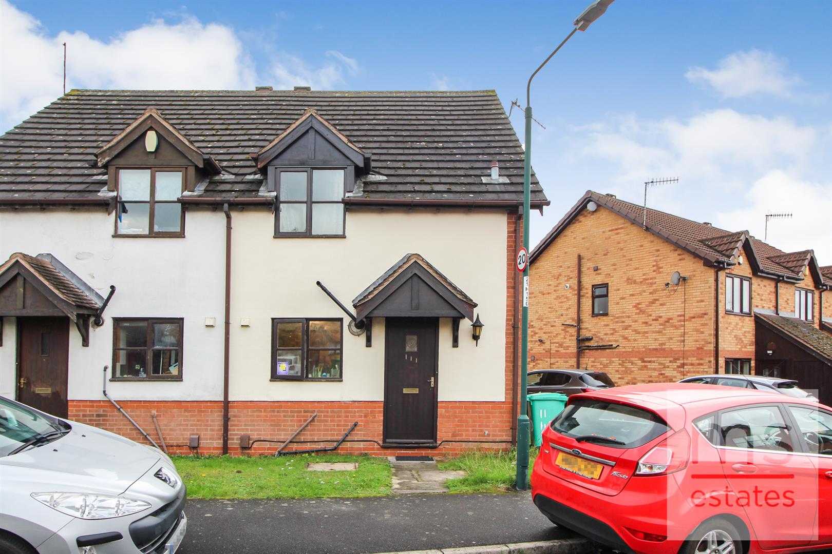 Heron Drive, Nottingham, NG7 2DG