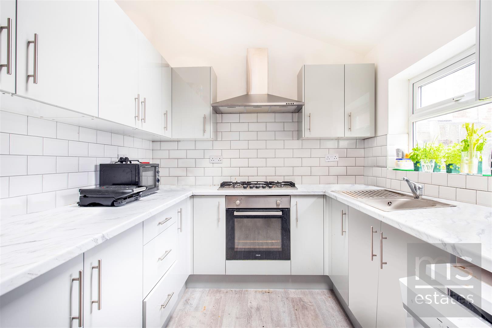 Kimbolton Avenue, Nottingham, NG7 1PS