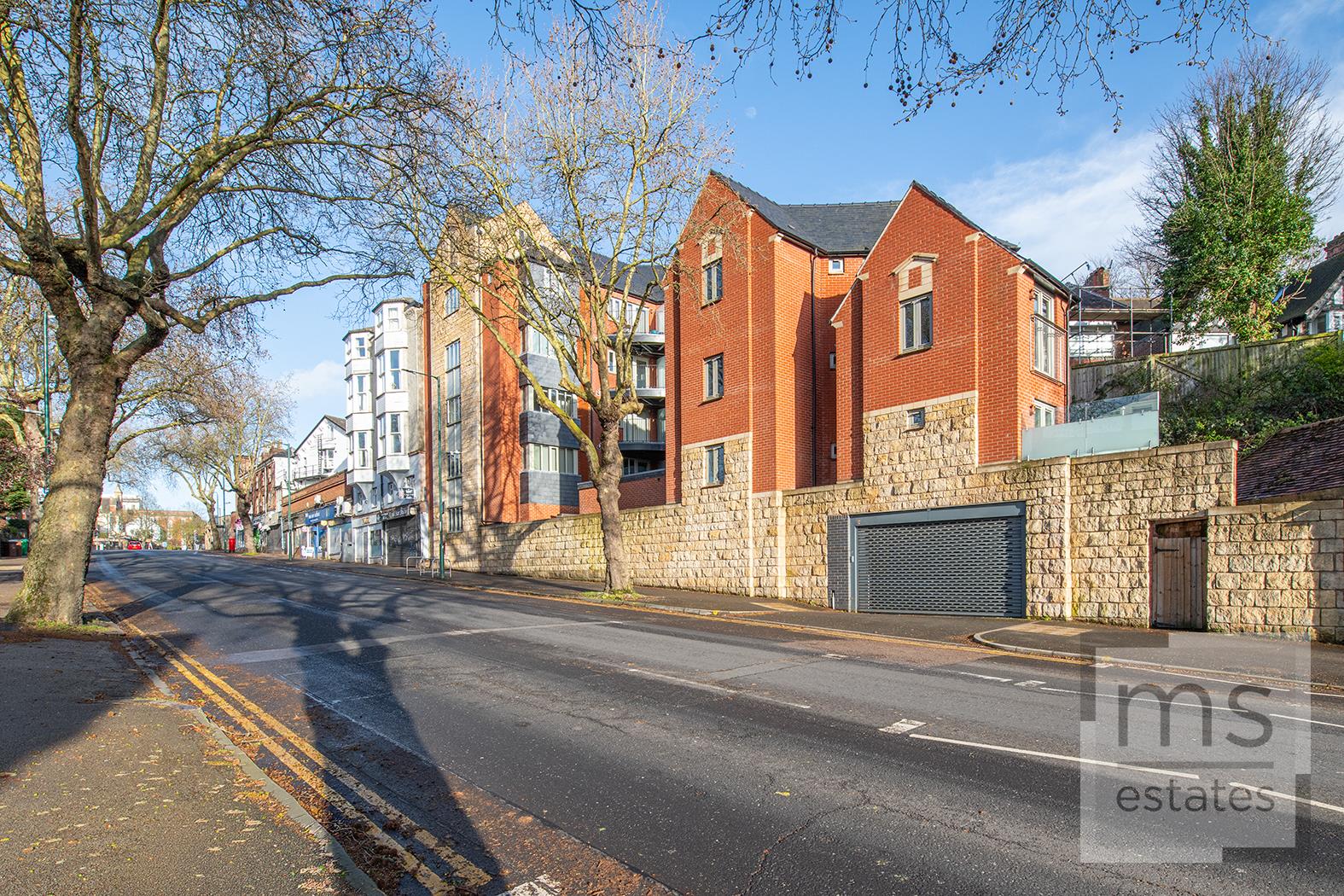 Barrack Lane, Nottingham, NG7 1EZ