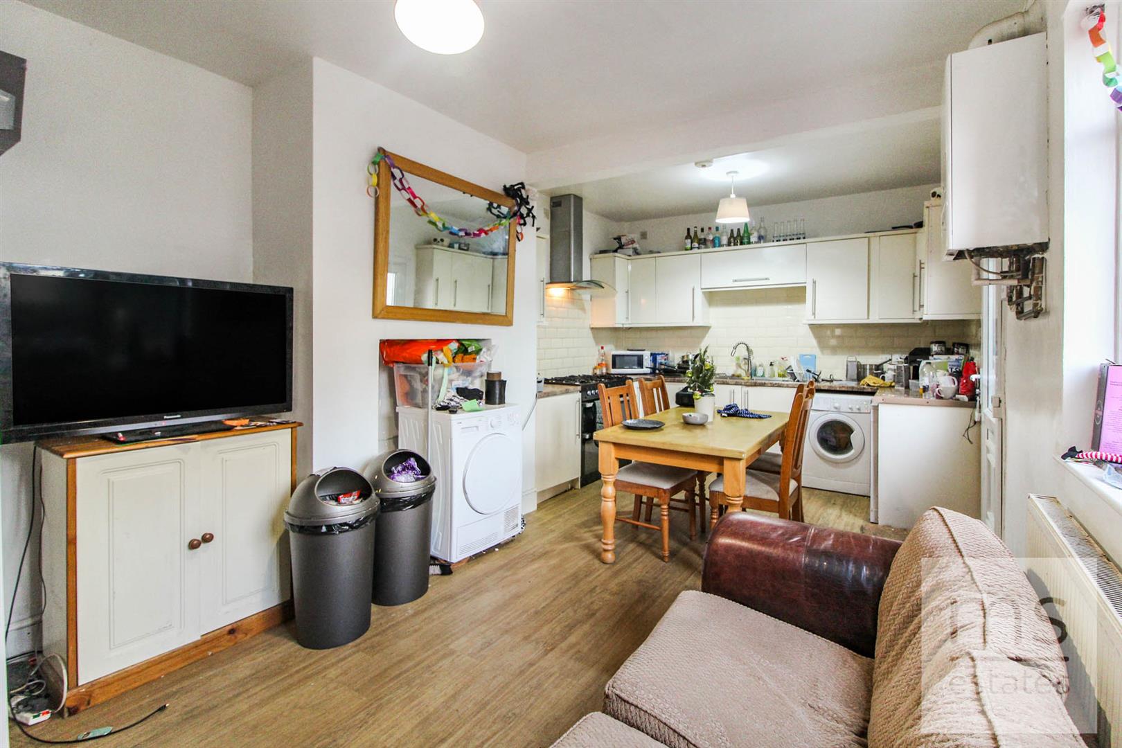 Derby Road, Nottingham, NG7 2DP