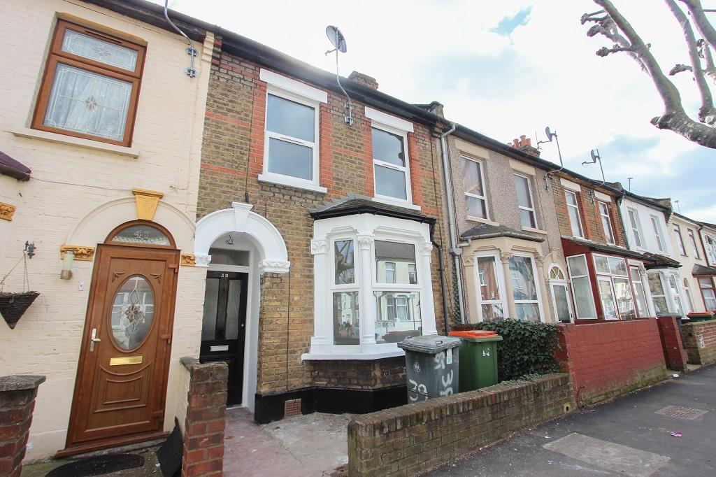 Property in Stamford Road, London, E6 1LP