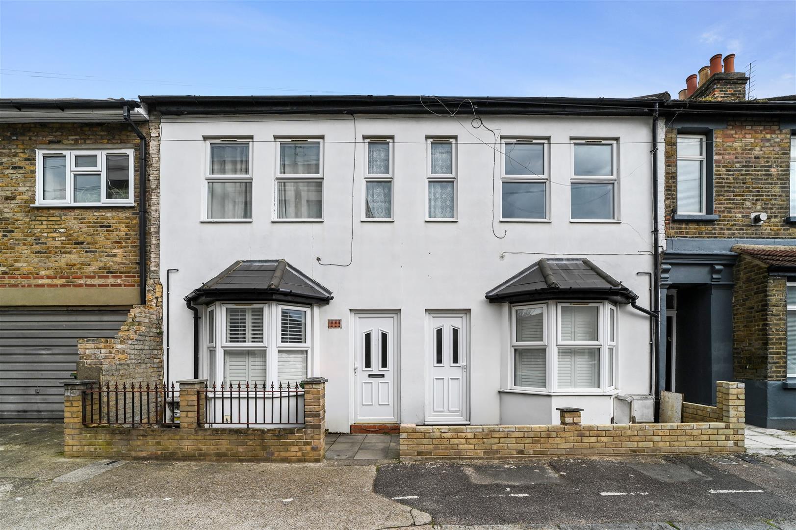 Tower Hamlets Road, London, E7,  9DD