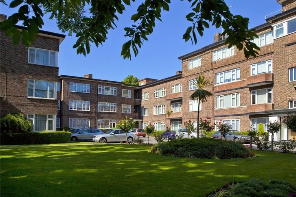 Property in Avenue Close, Avenue Road, St. John's Wood, NW8 6BY