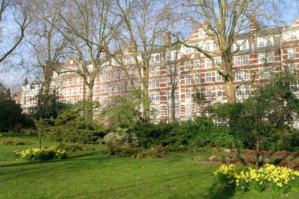 Property in Hanover House, St John's Wood High Street, London, NW8 7DY