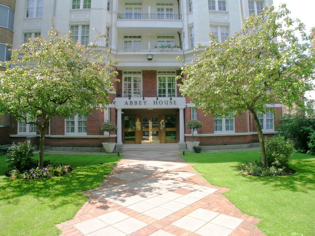 Property in Abbey House, St Johns Wood, London, NW8 9BX