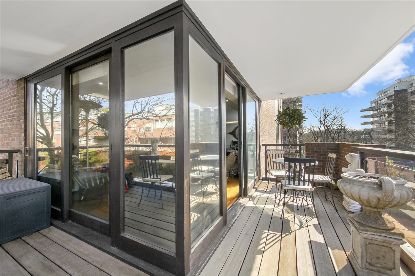 Prince Regent Court, 6-8 Avenue Road, NW8