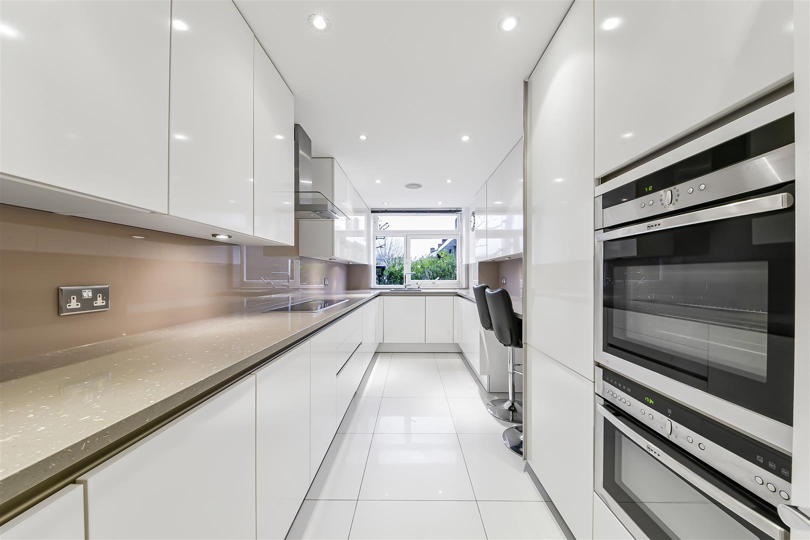 London, NW8