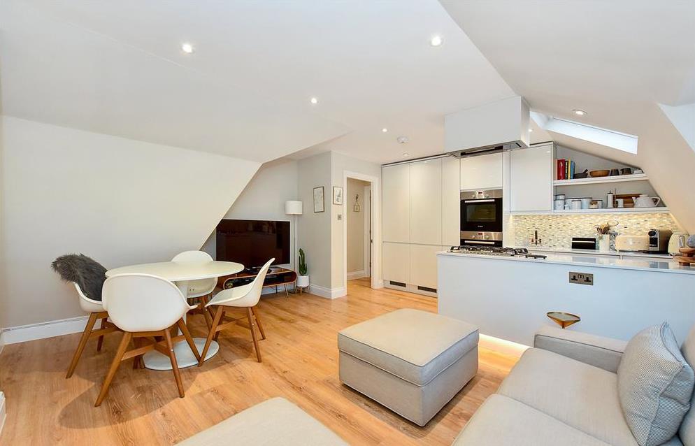 London, NW8