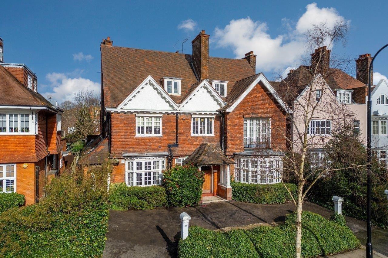London, NW3