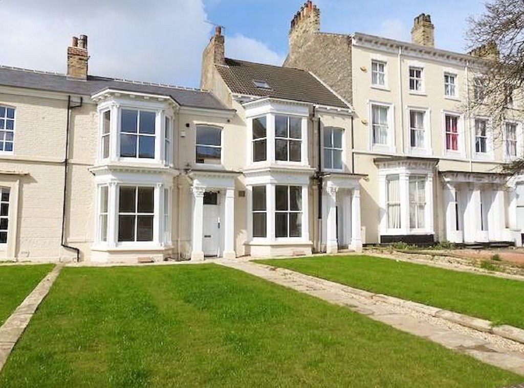 Property in Flat 1, 91, Beverley Road, Hull, HU3 1XR