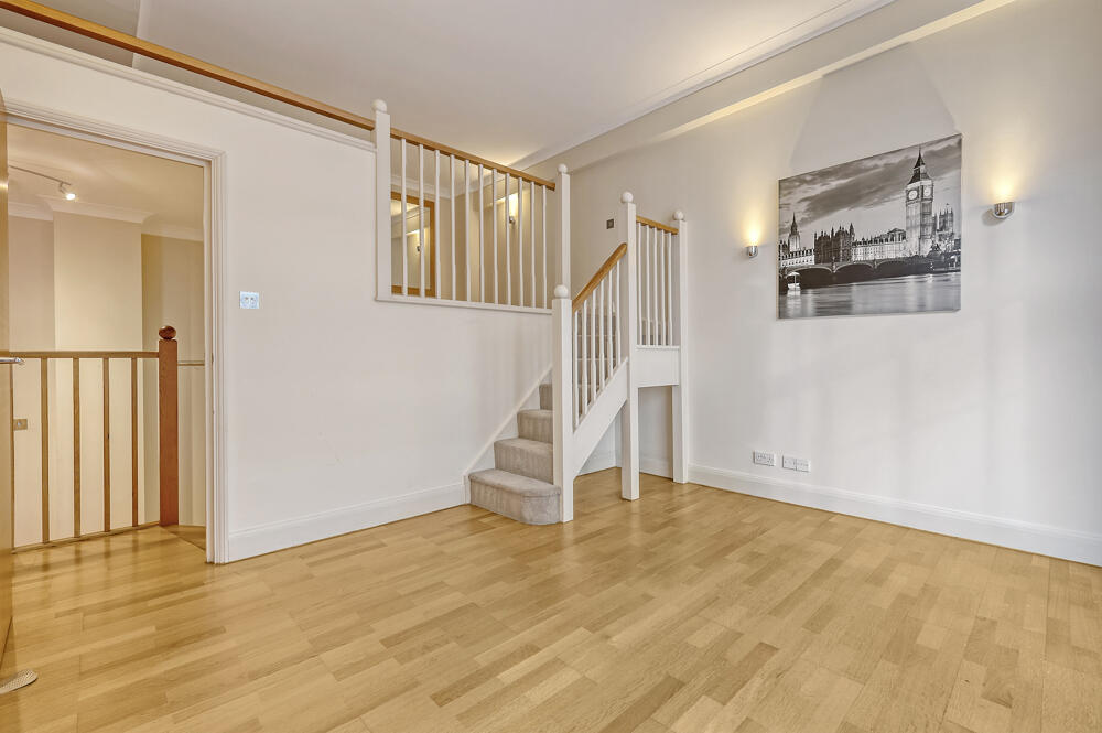 1C Belvedere Road, Waterloo, SE1