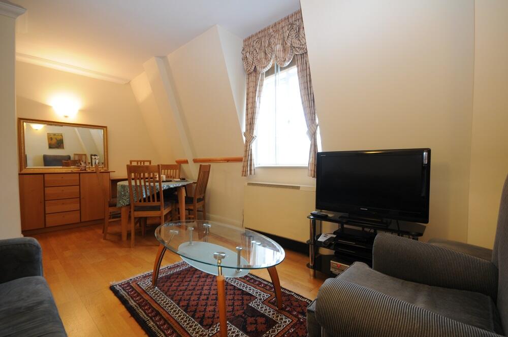 1C Belvedere Road, LONDON, SE1