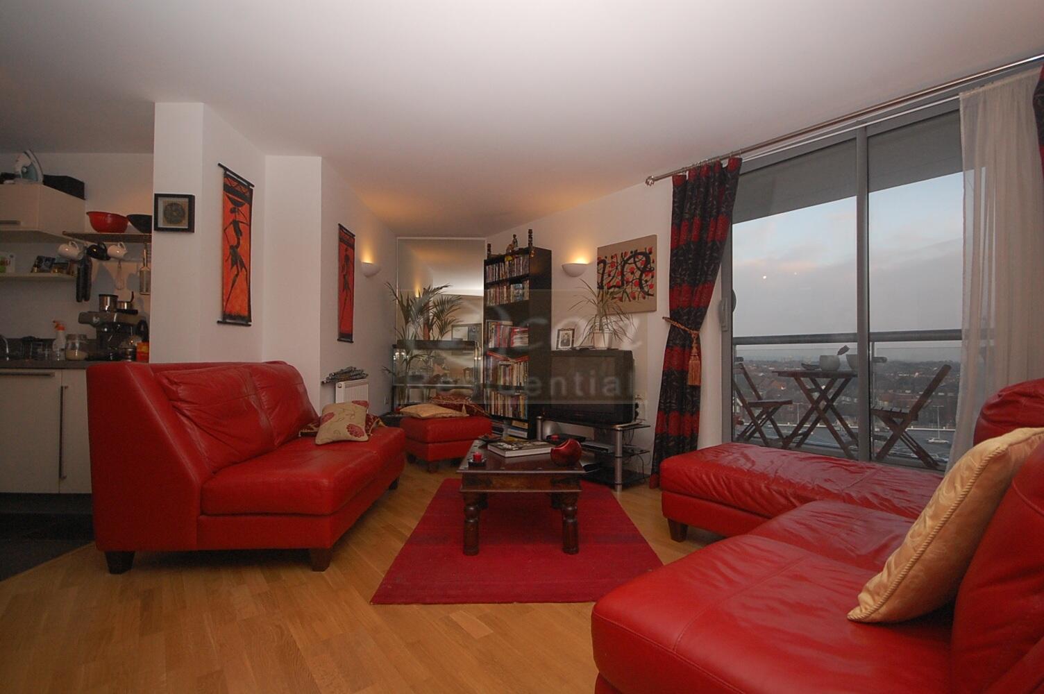 Mercury Gardens, ROMFORD, RM1