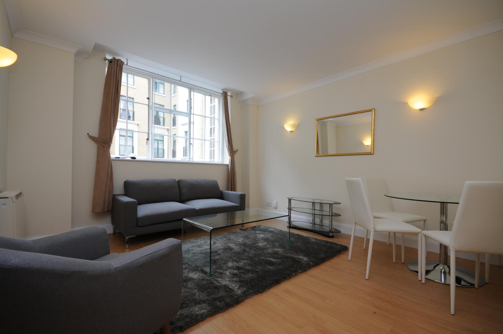County Hall Apartments, Waterloo, SE1