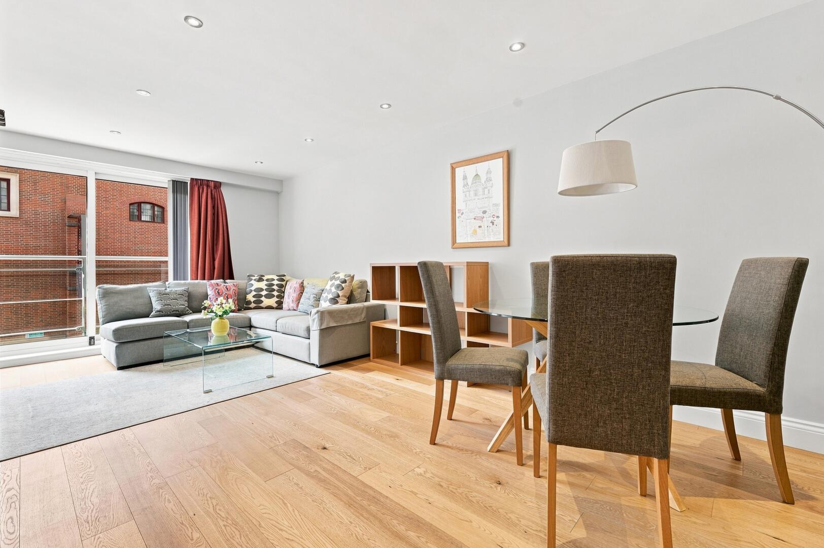 Benbow House, London, SE1
